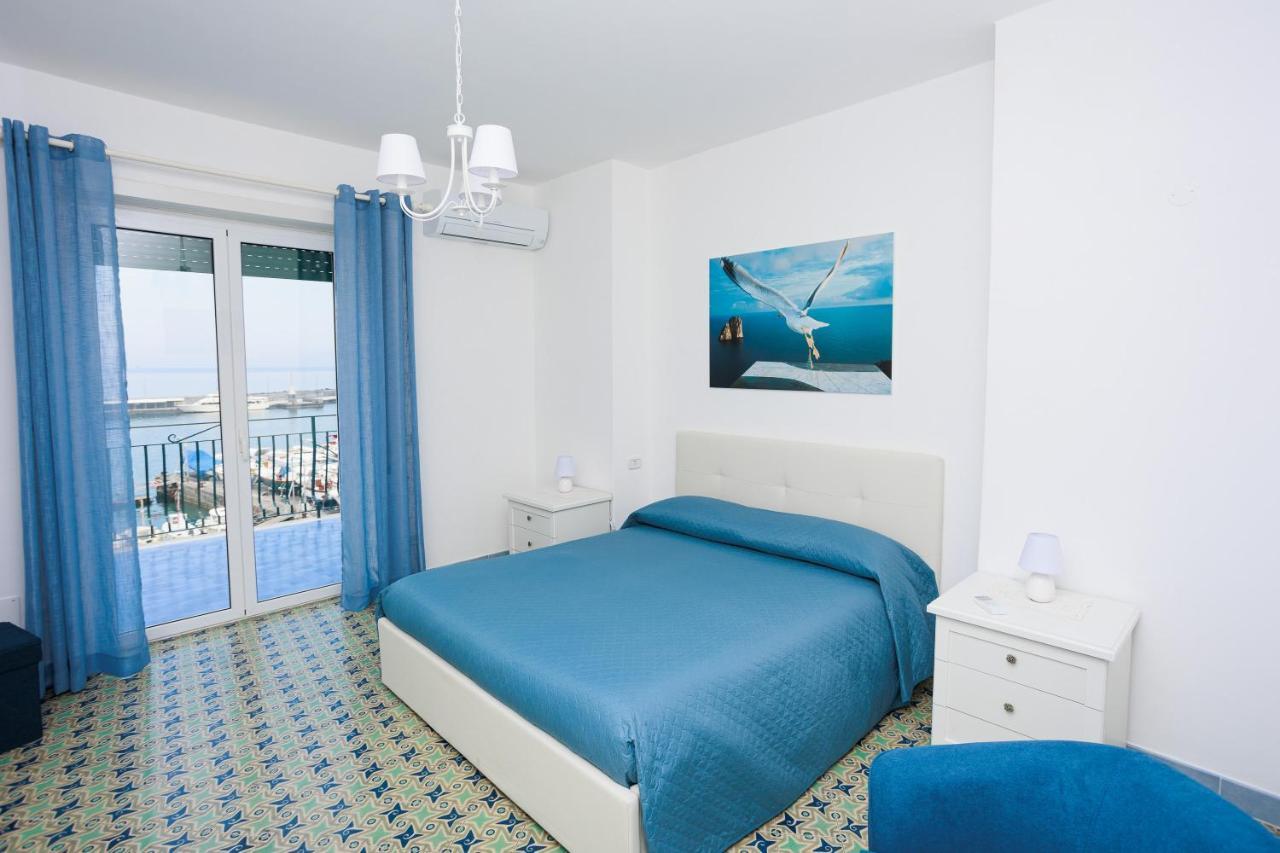 Capri Holiday Home With A Sea View ภายนอก รูปภาพ